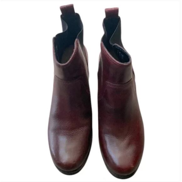 NIB UGG Keller Croco Chelsea Boots Sz 6 - Picture 8 of 8